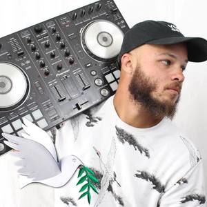 Meet your Posher, Ian